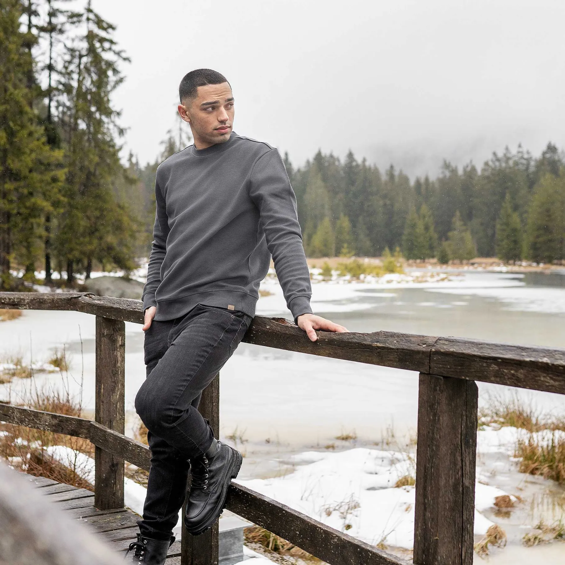 LIVING CRAFTS Pacou | Uniseks Sweatshirt Grafiet Outlet