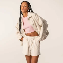 LIVING CRAFTS Waargebeurd Verhaal Dorisa | Korte Broek Zand Fashion